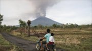 Μπαλί: Στο μέγιστο επίπεδο ο συναγερμός λόγω του ηφαιστείου Αγκούνγκ