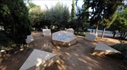 Βεβήλωσαν το μνημείο του Ολοκαυτώματος στον Κεραμεικό