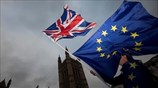 Βrexit: Αγώνας δρόμου για το «χρυσό» διαζύγιο