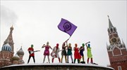 Ρωσία: Συνελήφθη μέλος των Pussy Riot σε διαμαρτυρία έξω από την FSB