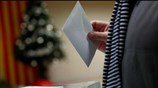 Άνοιξαν οι κάλπες στην Καταλονία