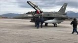 Στη Λάρισα με F-16 ο Αϊ-Βασίλης