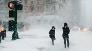 Σφοδρή χιονοθύελλα πάγωσε τα πάντα στις ανατολικές ΗΠΑ