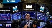 Wall Street: Πάνω από τις 25.000 μονάδες ο Dow Jones