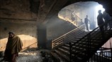 Επιθεωρώντας τις ζημιές στο Αφγανιστάν