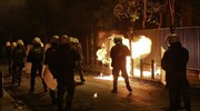 ΕΛΑΣ: Δύο συλλήψεις για μολότοφ κατά αστυνομικών στην Αθήνα