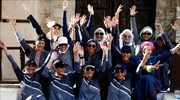 Σαουδική Αραβία: Ιστορική πορεία 2.500 γυναικών στην Τζέντα