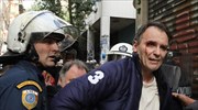 12 Ευρωβουλευτές της Αριστεράς καταδικάζουν τη βία κατά διαδηλωτών