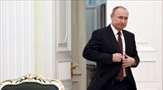 O Πούτιν στο Κρεμλίνο για άλλα έξι χρόνια