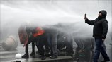 Συγκρούσεις αστυνομίας - διαδηλωτών στο Παρίσι