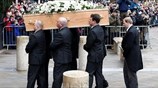 Κηδεύτηκε στο Κέιμπριτζ ο Στίβεν Χόκινγκ