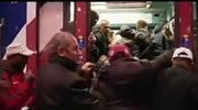 Γαλλία: Εικόνες ντροπής στους σταθμούς των τρένων