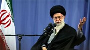 Χαμενεΐ: «Εγκληματίες» ο Τραμπ, ο Μακρόν και η Μέι