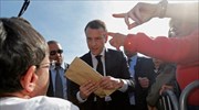 Γαλλία: Το 58% δυσαρεστημένο με τις ενέργειες Μακρόν τον 1ο χρόνο της θητείας του
