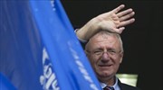 Σερβία: Πάτησε την κροατική σημαία ενώπιον βουλευτών από την Κροατία ο Β. Σέσελι