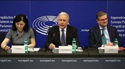 Η Γερμανία θα δεχτεί άλλους 10.000 πρόσφυγες