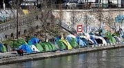 Γαλλία: Υιοθετήθηκε προσχέδιο νόμου για το μεταναστευτικό