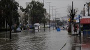 Διακοπή κυκλοφορίας των οχημάτων στην Πειραιώς λόγω της βροχόπτωσης