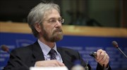 Πέτερ Πρετ: Πολιτικά σύννεφα στην οικονομία της Ευρωζώνης
