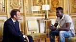 Γαλλική υπηκοότητα στον «spiderman» από το Μάλι