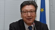 Πέθανε ο καθηγητής Βασίλης Καρύδης