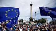 Λονδίνο: Στους δρόμους 100.000 Βρετανοί, ζητούν να τεθεί σε δημοψήφισμα η συμφωνία για το Brexit