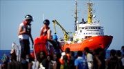 Γαλλία: Πρόθυμη τώρα να δεχτεί πρόσφυγες από τα ανθρωπιστικά πλοία «Aquarius» και «Lifeline»