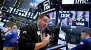 Ράλι στη Wall Street, άνοδος 320 μονάδων για τον Dow Jones