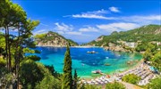 Telegraph: 20 μυστικά κρυμμένα σε ελληνικά νησιά
