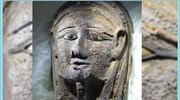 Αίγυπτος: Στο φως ασημένια μάσκα μούμιας αρχαιοελληνικής τεχνοτροπίας