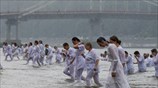 Ομαδικές βαπτίσεις στην Ουκρανία
