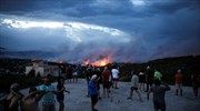 Ξεκίνησε η μεταφορά των πληγέντων από τη Ραφήνα