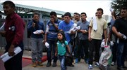 ΗΠΑ: Απεργία πείνας άρχισαν μετανάστες, που κρατούνται στο Τέξας με τα παιδιά τους