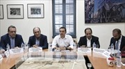 Λαύριο: Σε εξέλιξη σύσκεψη υπό τον Πρωθυπουργό για τις πυρκαγιές