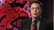 Τι θα προσφέρει στην Tesla μία έξοδος από το χρηματιστήριο;