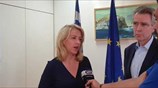 Με τον Αμερικανό πρέσβη συναντήθηκε η Ρ. Δούρου