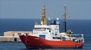 Το «Aquarius» κατηγορεί την Ιταλία για την αφαίρεση της σημαίας του Παναμά