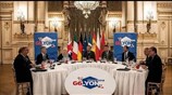 Γαλλία: Κόντρα Φιλίπ - Σαλβίνι για το μεταναστευτικό