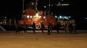 Στο Αργοστόλι 71 μετανάστες, που εντοπίστηκαν χθες σε ιστιοφόρο