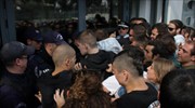 Εισβολή μαθητών και φοιτητών στο γραφείο του Κ. Γαβρόγλου