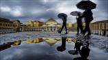Βροχή στη Νάπολη