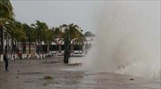 Ο τυφώνας Ουίλα πλήττει το Μεξικό