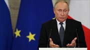 Ο Πούτιν απειλεί με αντίποινα αν οι ΗΠΑ αποσυρθούν από την INF