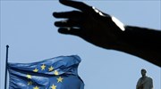 Eurostat: 29.995 νέες άδειες παραμονής εκτός Ε.Ε. στην Ελλάδα