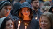 ΗΠΑ: Βυθισμένη στο πένθος για τα θύματα της αντισημιτικής επίθεσης