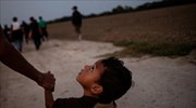 Στο Τέξας το «καραβάνι» των μεταναστών