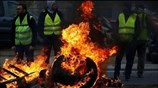 Γαλλία: Μία νεκρή και εκατοντάδες τραυματίες στα μπλόκα των «κίτρινων γιλέκων»