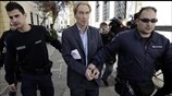 «Έσπασε» το βραχιολάκι ο υπόδικος τραπεζίτης Ζαν Κλοντ Όσβαλντ