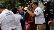 Οδηγίες προς τα στρατεύματα στα σύνορα ΗΠΑ-Μεξικού: Βία ναι, όπλα όχι