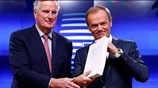 Την έγκριση της συμφωνίας για το Brexit θα προτείνει ο Τουσκ